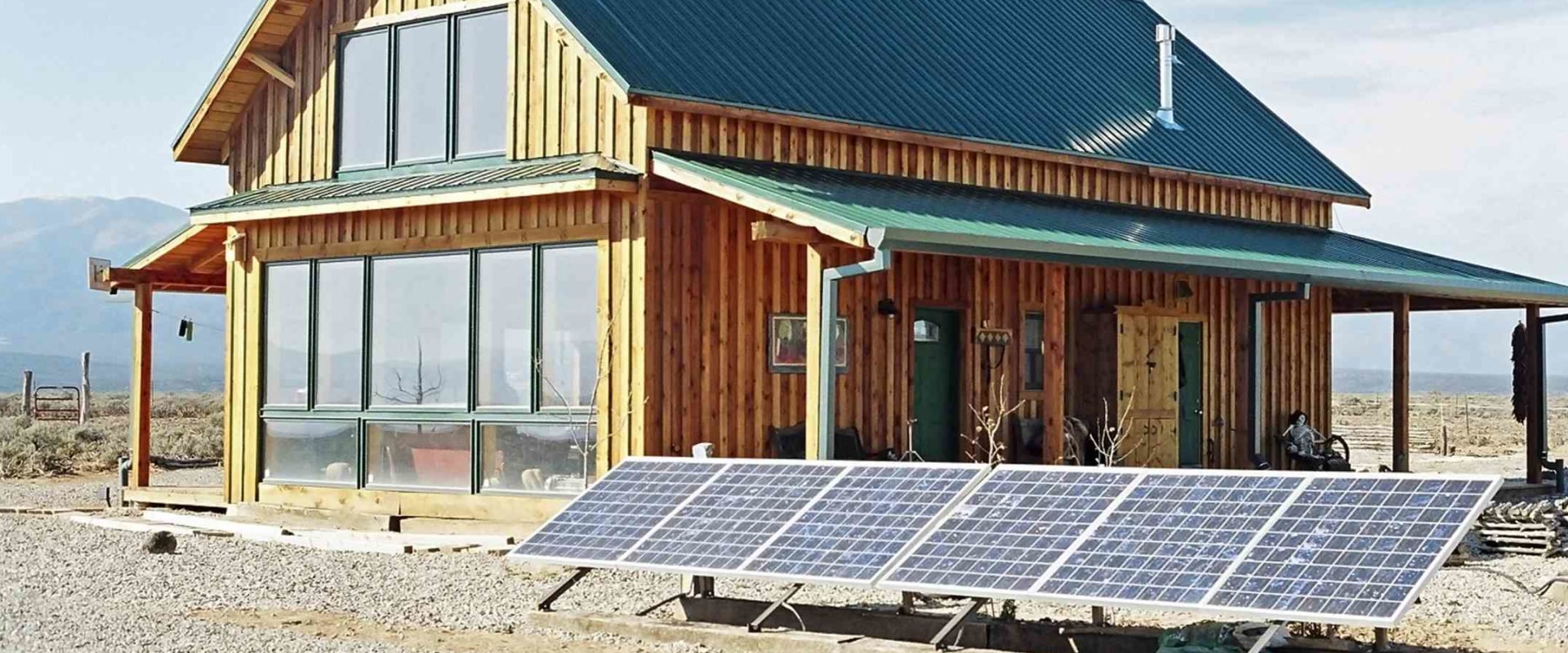How Many Solar Panels Do You Need to Live Off Grid?